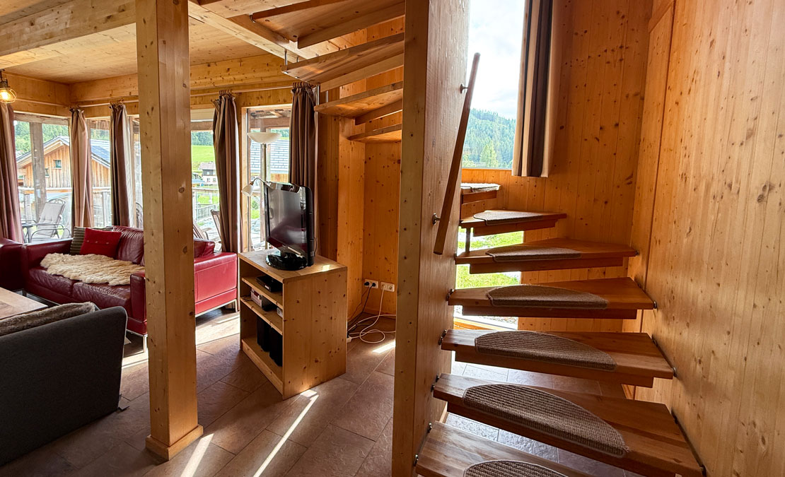 Wohnbereich mit Treppe